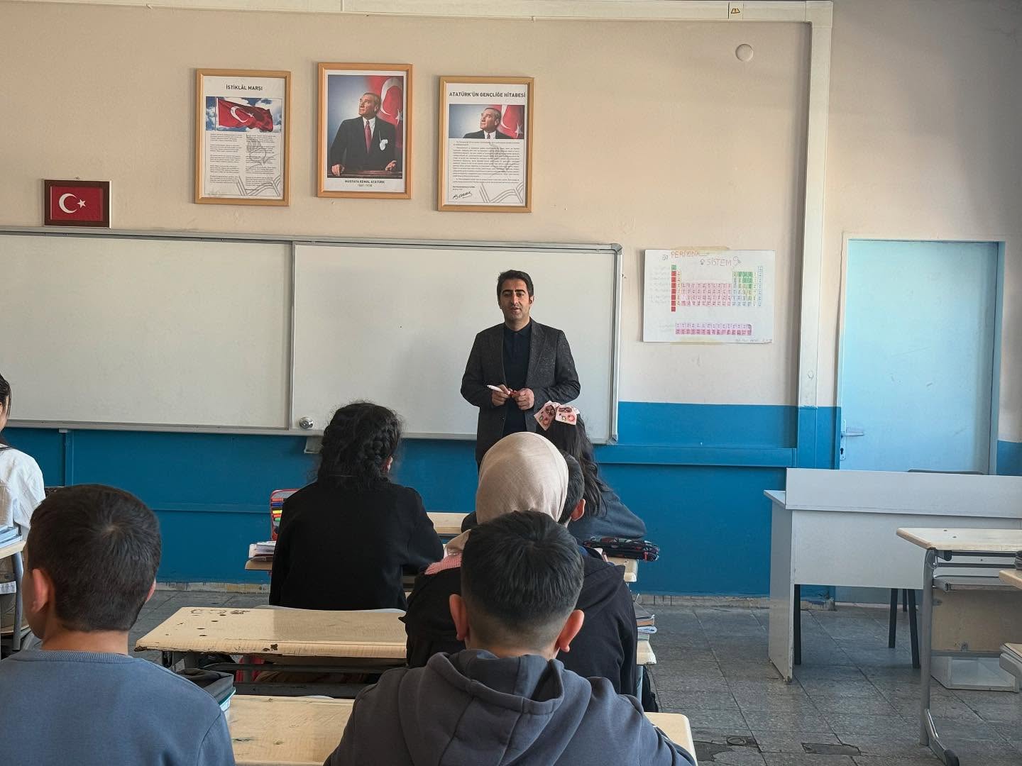 Sarıkamış Kaymakamı Enis Aslantatar, okul ziyaretlerine devam ediyor – Birlik Haber Ajansı