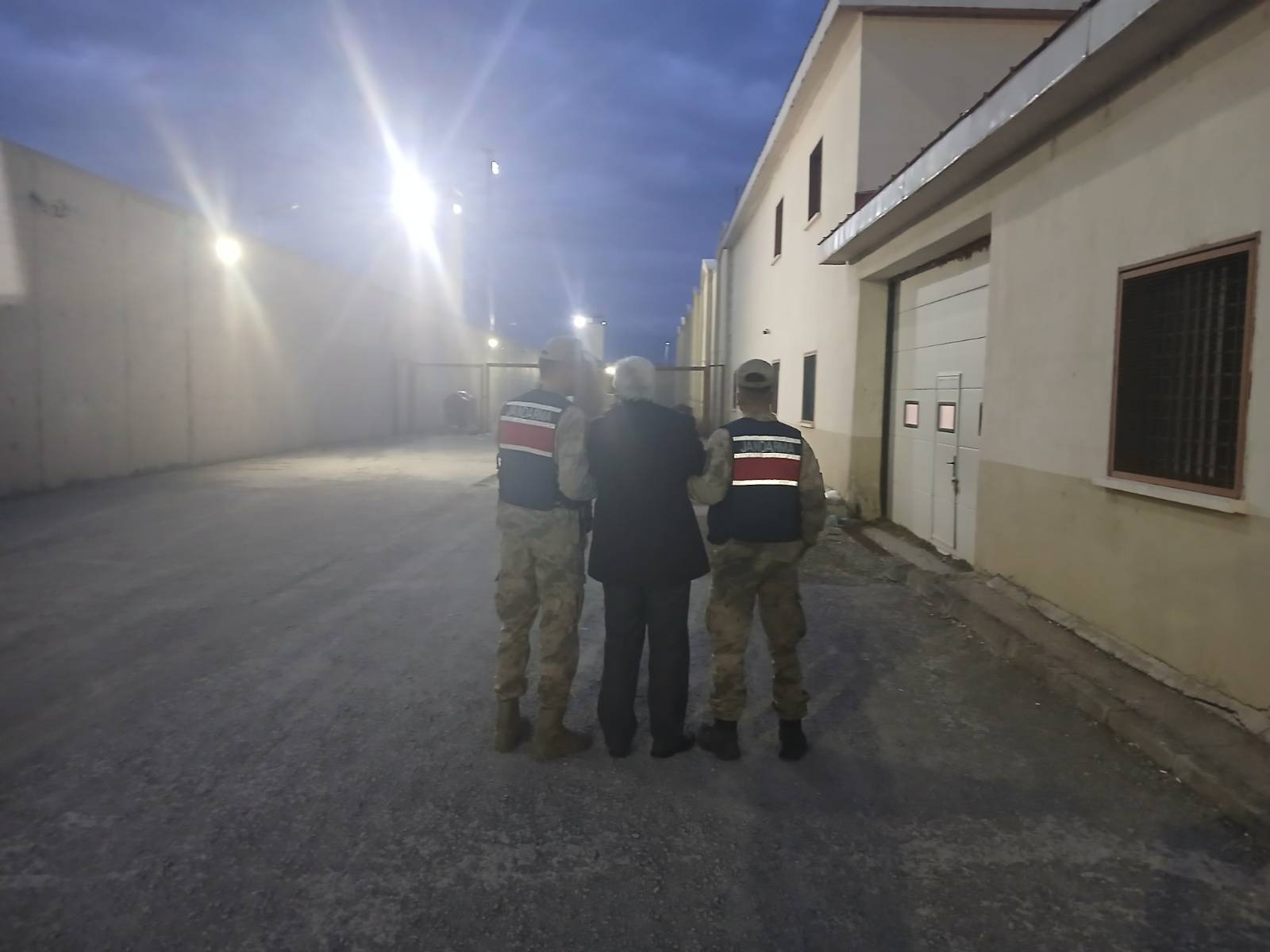 Kars’ta “Kasten Öldürme” suçundan aranan şahıs tutuklandı – Birlik Haber Ajansı