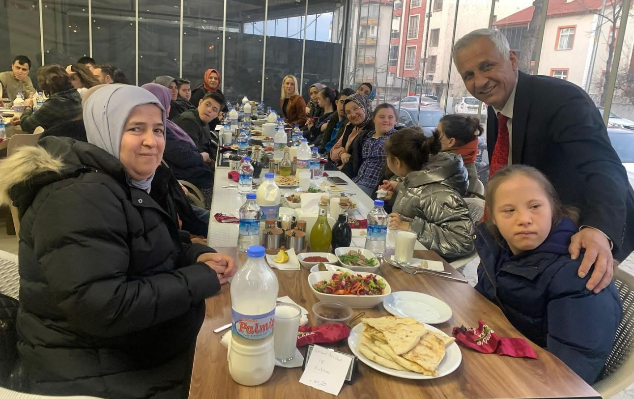 MHP KAÇEP’ten gönülleri ısıtan iftar – Birlik Haber Ajansı