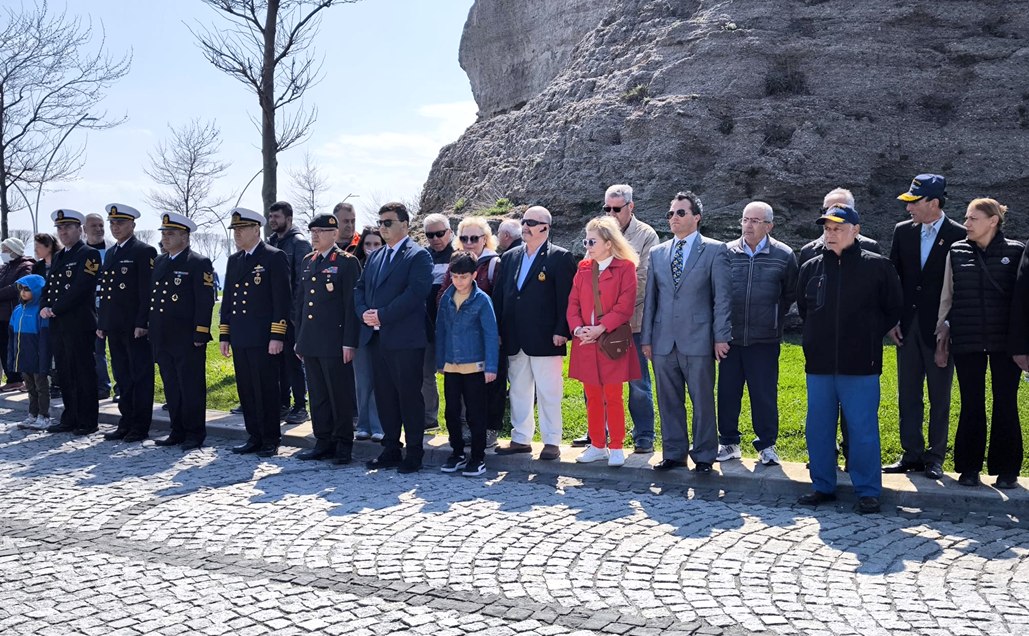 Dumlupınar şehitleri Gelibolu’da anıldı – Birlik Haber Ajansı