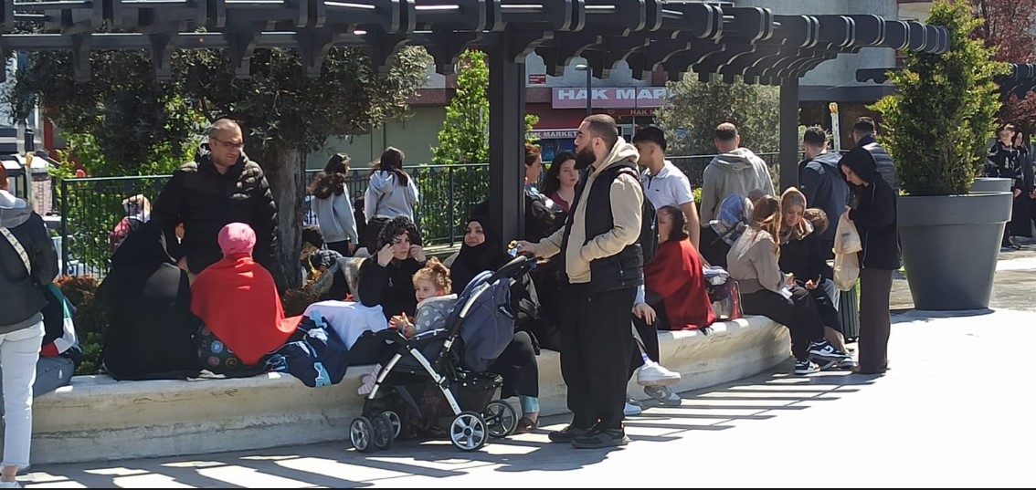 6,2’lik deprem İstanbul’u sarstı: Halk sokaklara döküldü – Birlik Haber Ajansı