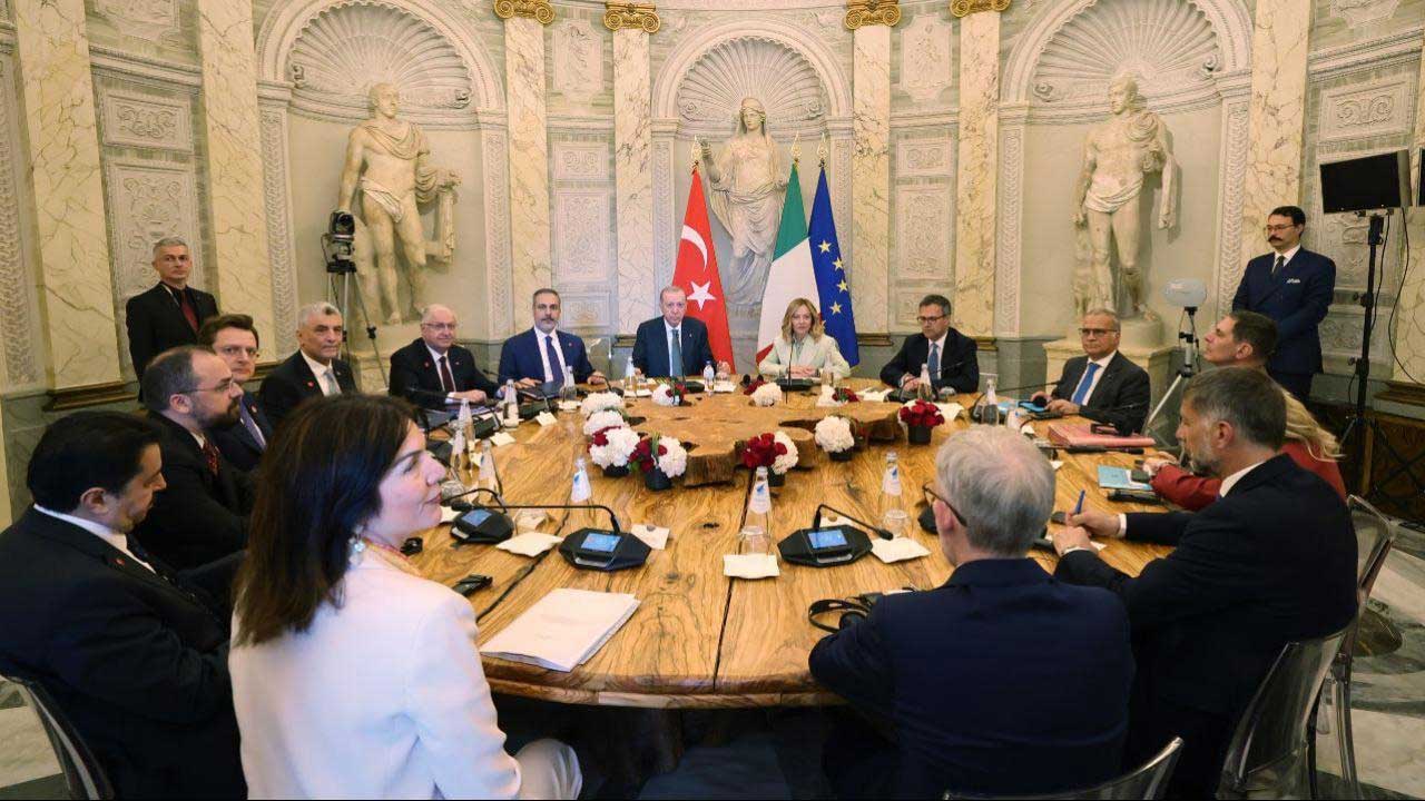 Erdoğan ve Meloni Roma’da buluştu: Türkiye-İtalya Zirvesi’nde 42 maddelik ortak bildiri – Birlik Haber Ajansı