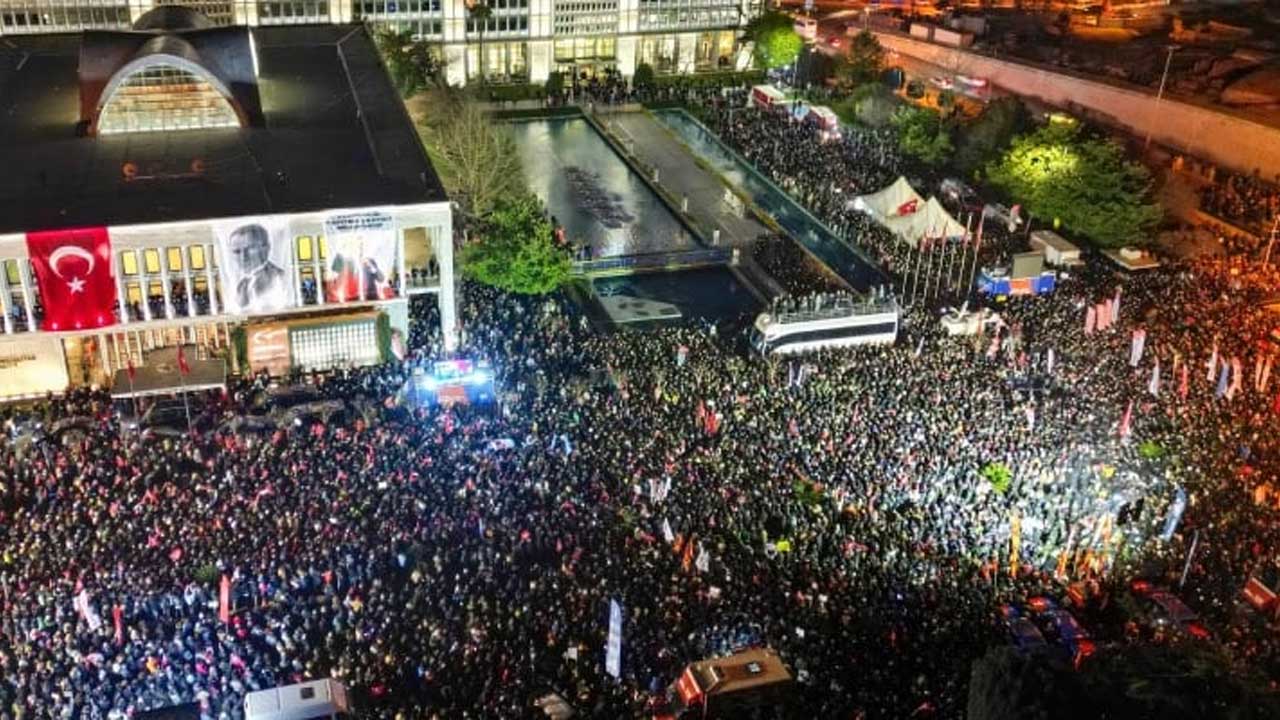 Ekrem İmamoğlu’nun gözaltısı sonrası başlayan eylemlere katılan 99 kişinin davası başladı – Birlik Haber Ajansı