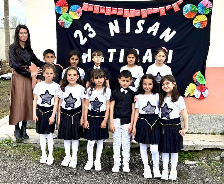 Kars Akyaka’daki Karahan Köyü’nde 23 Nisan coşkusu – Birlik Haber Ajansı