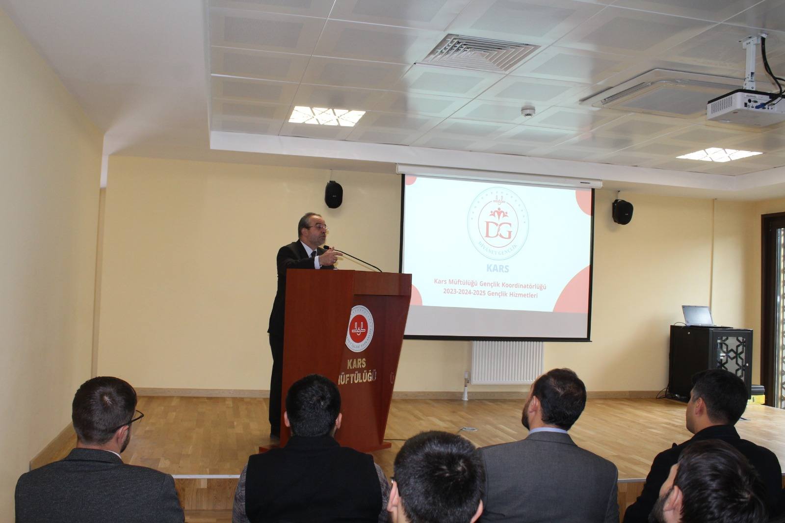 Kars’ta Gençlik Hizmetleri İstişare Toplantısı gerçekleştirildi – Birlik Haber Ajansı