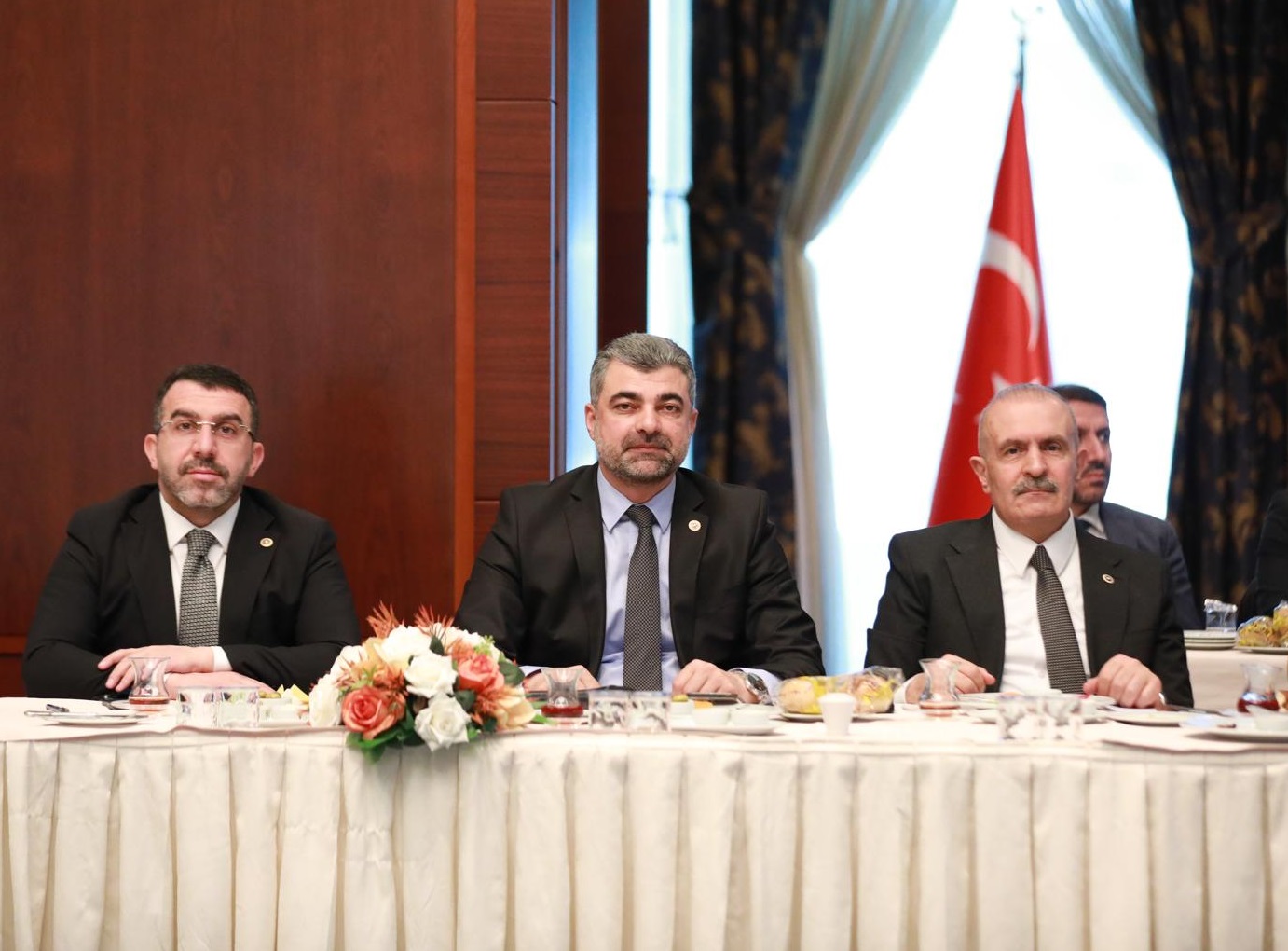 AK Parti Kars Milletvekili Adem Çalkın, İstişare ve Değerlendirme Toplantısına katıldı – Birlik Haber Ajansı