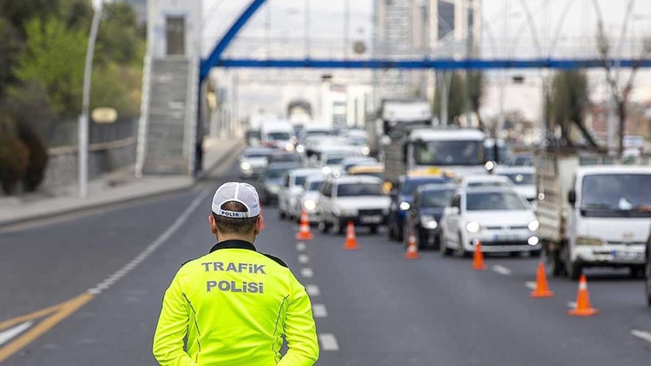 Ankara’da 1 Mayıs etkinlikleri nedeniyle bazı yollar trafiğe kapatılacak – Birlik Haber Ajansı