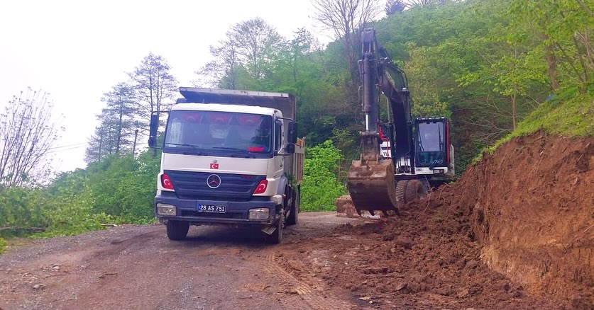 Giresun’da köy yollarına tamir ve bakım yapılmaya başladı – Birlik Haber Ajansı