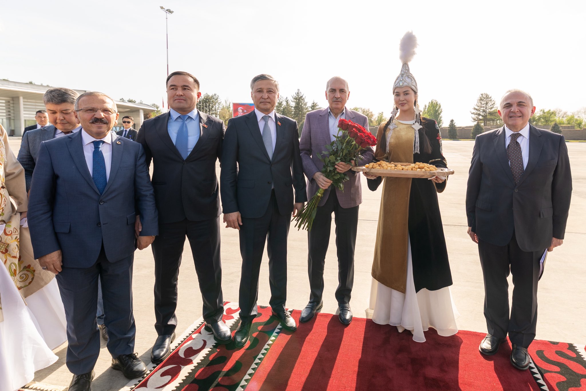 TBMM Başkanı Kurtulmuş resmi temaslar için Kırgızistan’da – Birlik Haber Ajansı