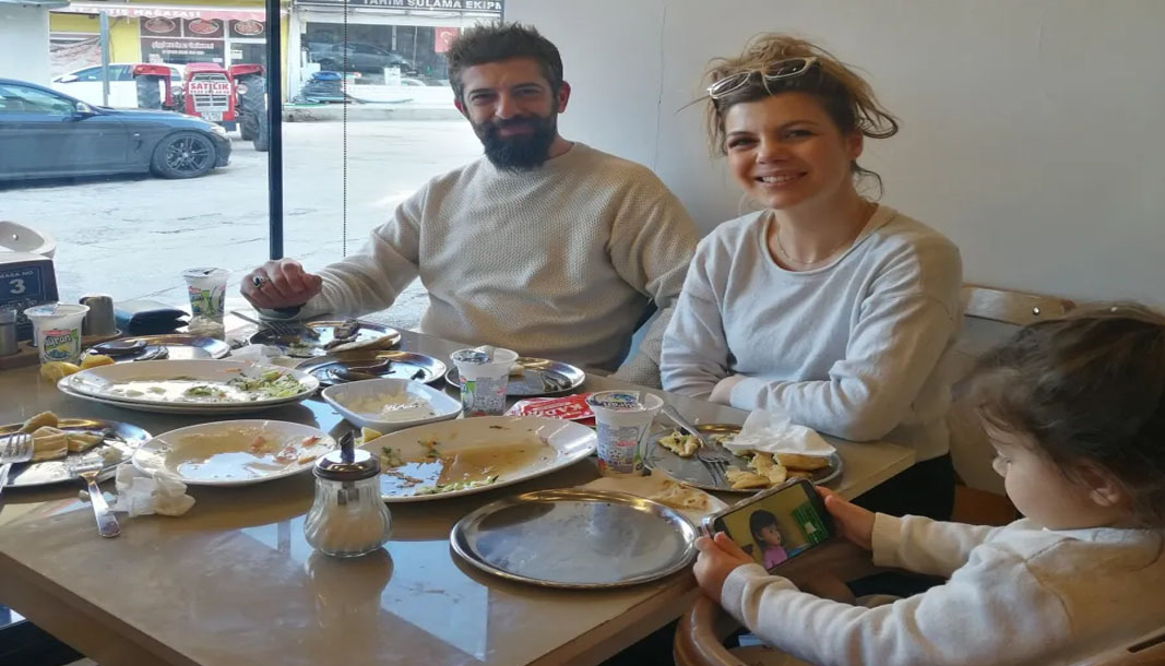 Ünlü çift Burdur Şiş’ine hayran kaldı – Birlik Haber Ajansı