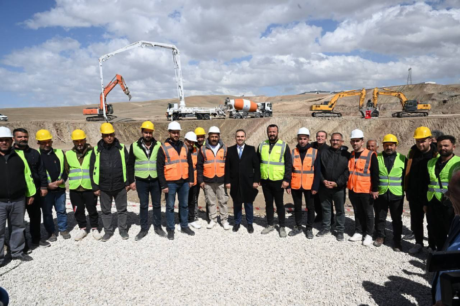 Van’a İki Büyük Sanayi Sitesi Yatırımı – Birlik Haber Ajansı