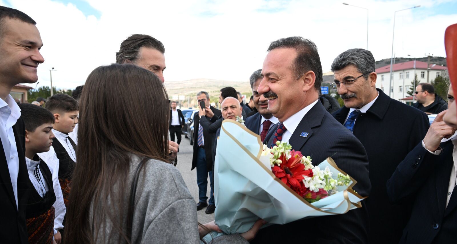 Ağıralioğlu Sivas’tan seslendi: Harcadıkları para sizin! – Birlik Haber Ajansı