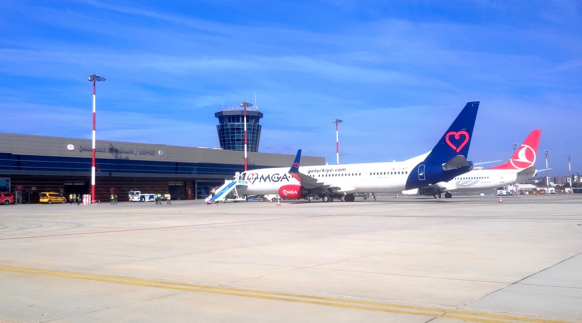 Nisan’da Çanakkale Havalimanı’nda 13 bin 500 yolcuya hizmet verildi – Birlik Haber Ajansı