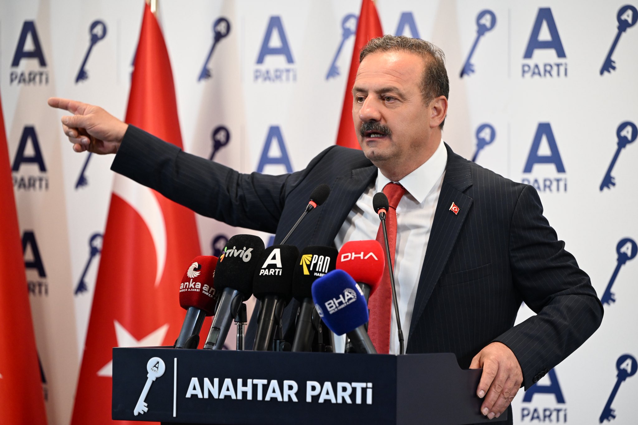 Ağıralioğlu referandum çağrısını yineledi: Vuranlara soruyorsunuz vurulanlara da soracaksınız – Birlik Haber Ajansı