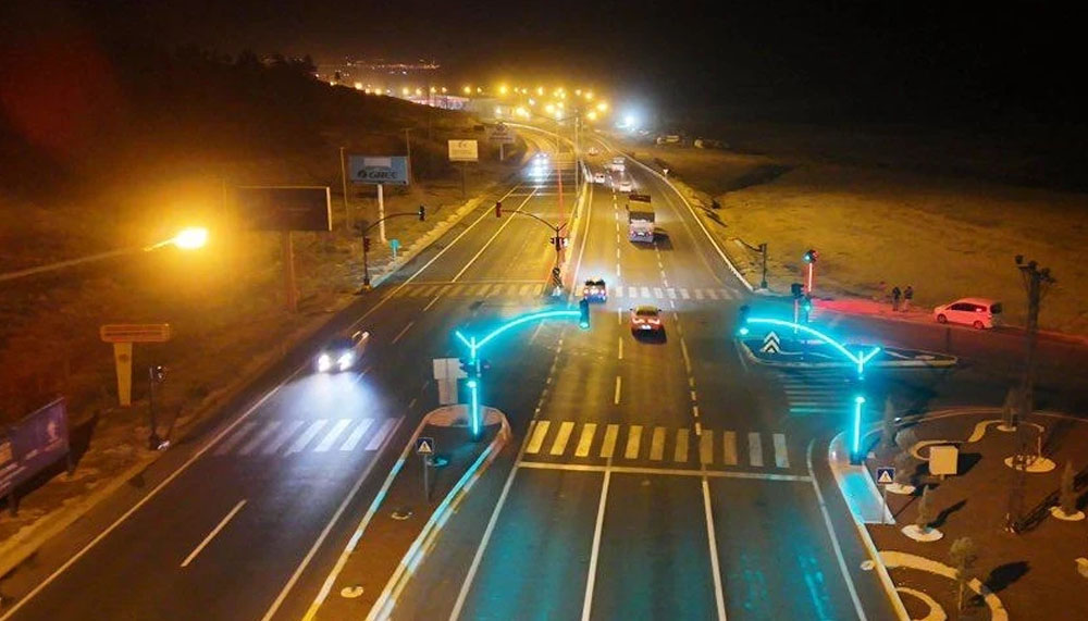 AK Parti Mardin’den Büyükşehir’e Destek!!