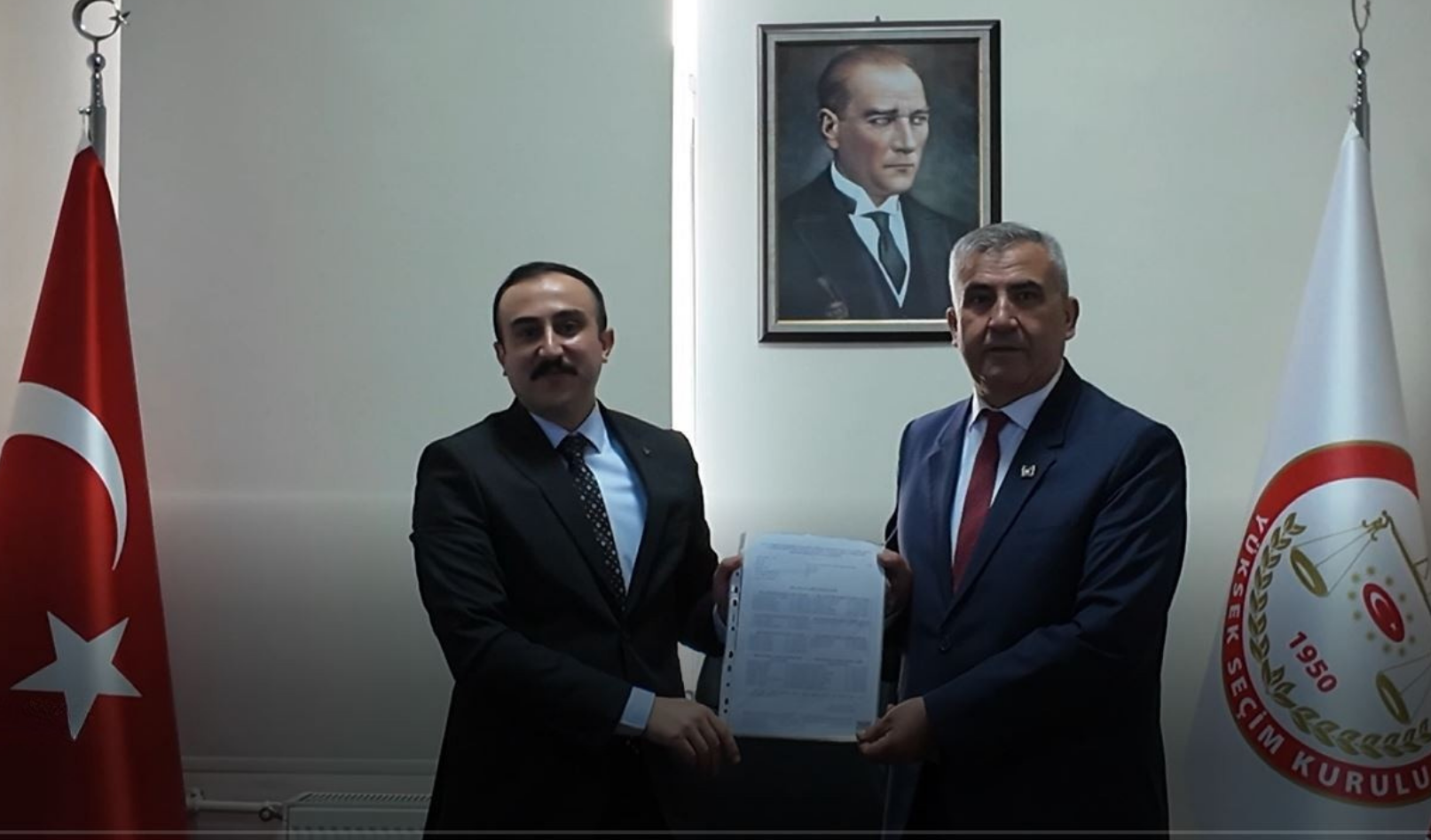 Uşak SMMM Odası Başkanı seçilen Uğur Albayrak mazbatasını aldı – Birlik Haber Ajansı