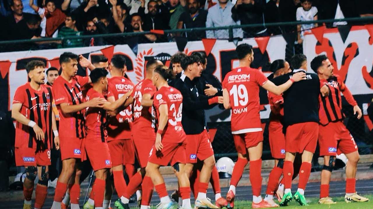 Vanspor FK’den 1. Lig için dev adım! Play-Off 3. Tur İlk maçında Elazığspor’u farklı geçti – Birlik Haber Ajansı