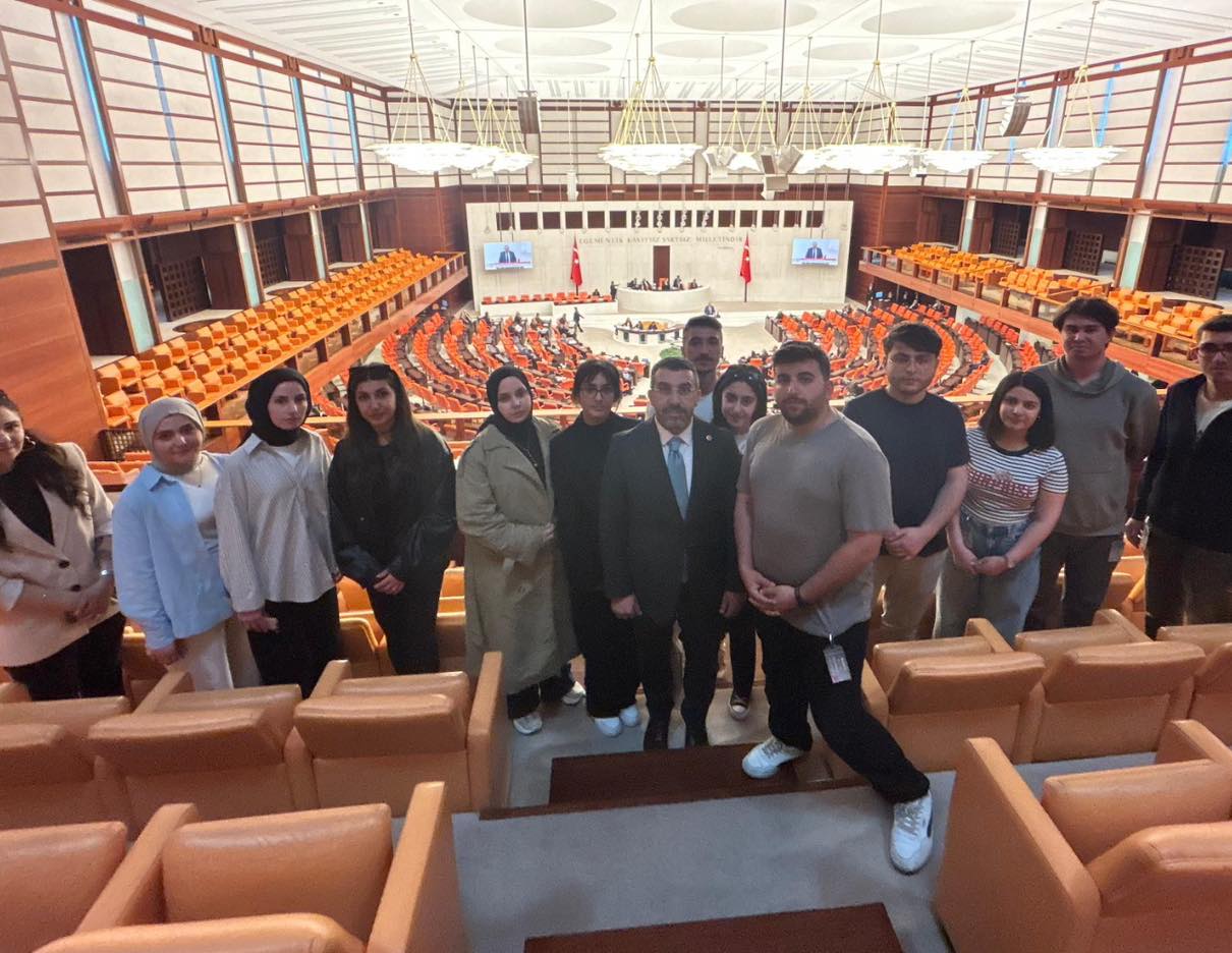 Kars Milletvekili Adem Çalkın, Kafkas Üniversitesi öğrencilerini TBMM’de ağırladı – Birlik Haber Ajansı