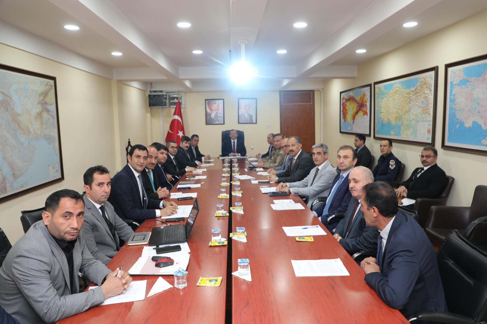 Kars’ta sahipsiz hayvanlar için yeni tedbirler masaya yatırıldı – Birlik Haber Ajansı