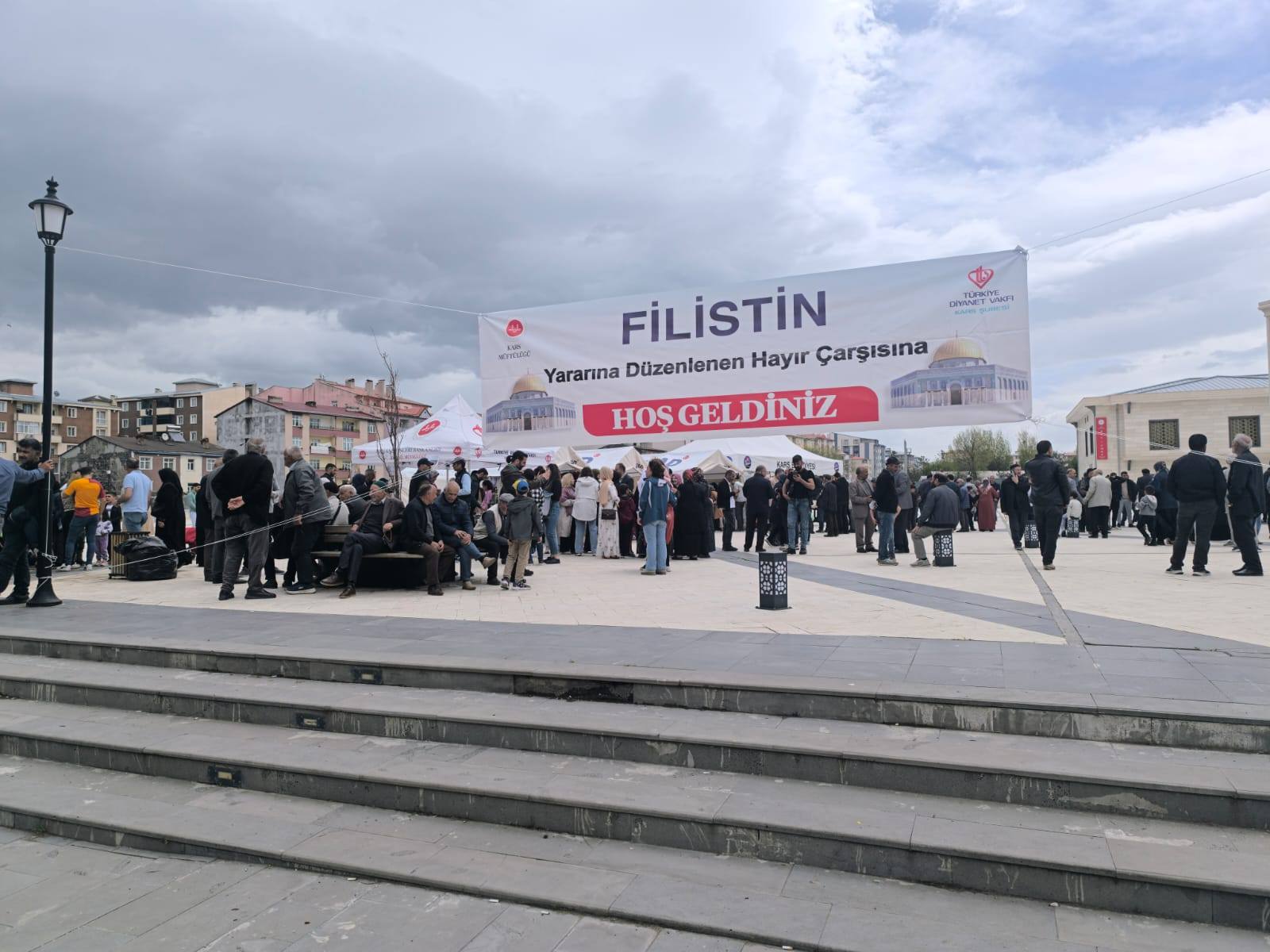 Kars’ta Filistin ve Gazze yararına Hayır Çarşısı kuruldu – Birlik Haber Ajansı