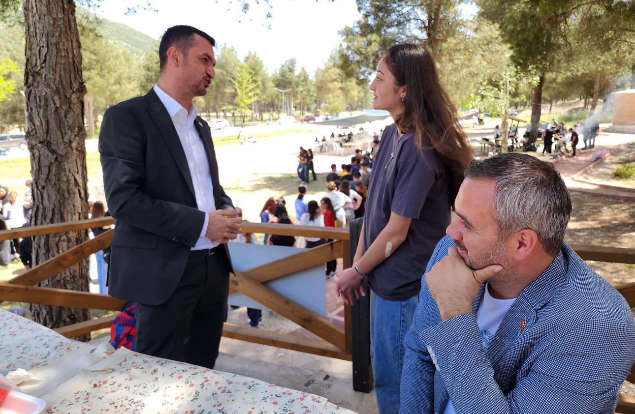 Milletvekili Oğuz gençlerle Millet Ormanı’nda buluştu – Birlik Haber Ajansı