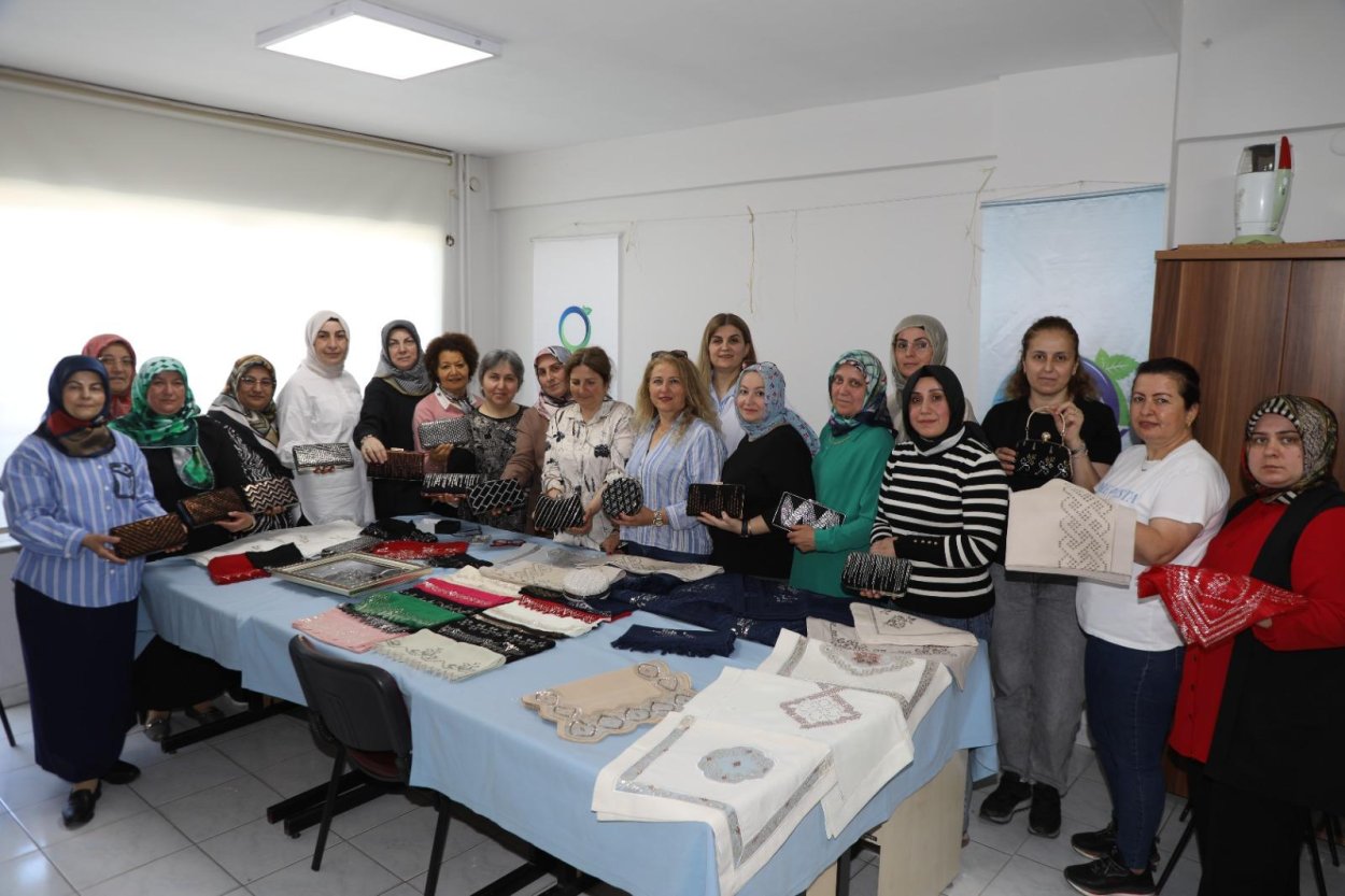 Ordu’da kadınlar tel kırma sanatıyla hem üretiyor hem kazanıyor – Birlik Haber Ajansı