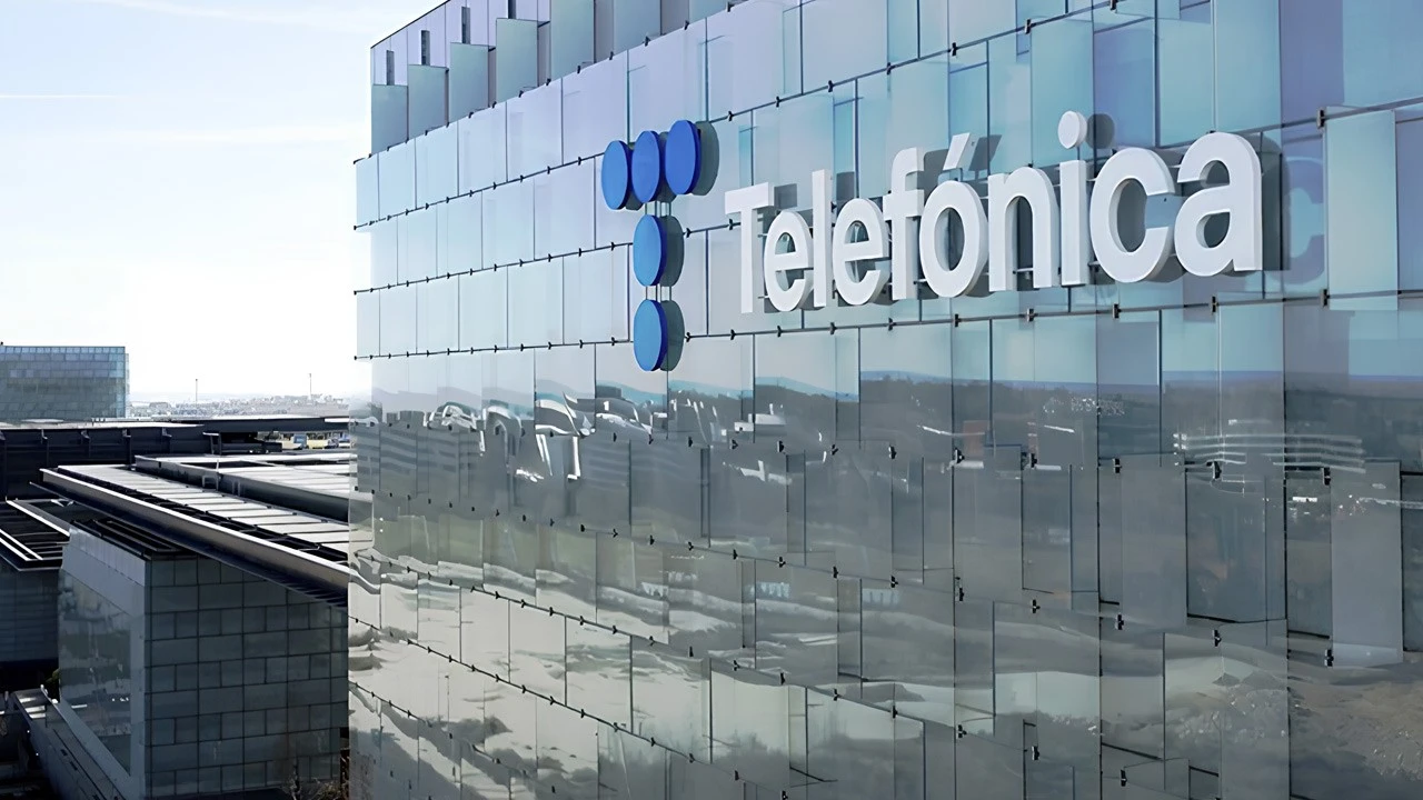 İspanya’da büyük ölçekte iletişim krizi: Telefonica altyapısı çöktü! – Birlik Haber Ajansı