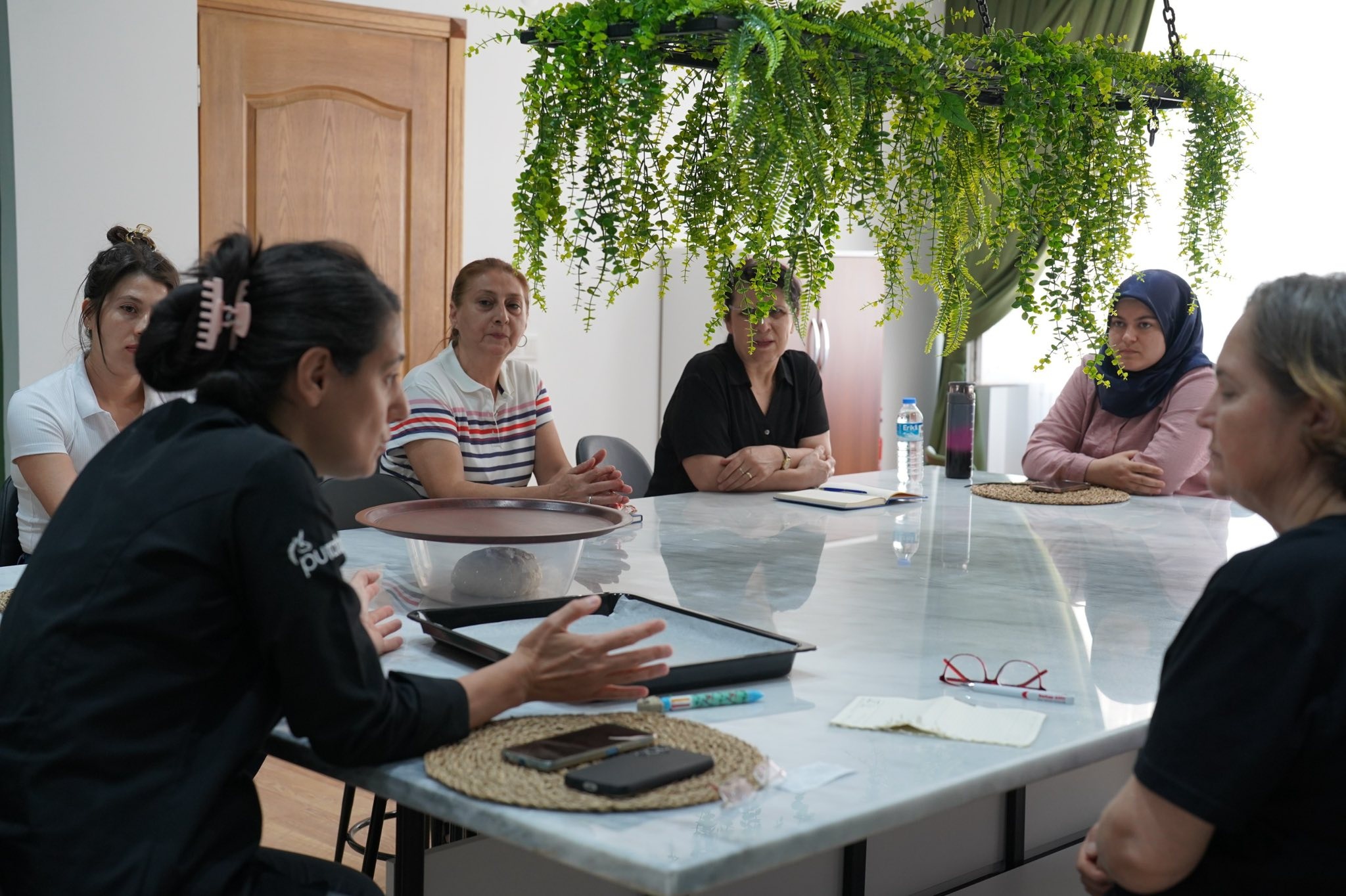 Kadın Yaşam Merkezi’nde kadın dayanışması mesleğe dönüşüyor – Birlik Haber Ajansı