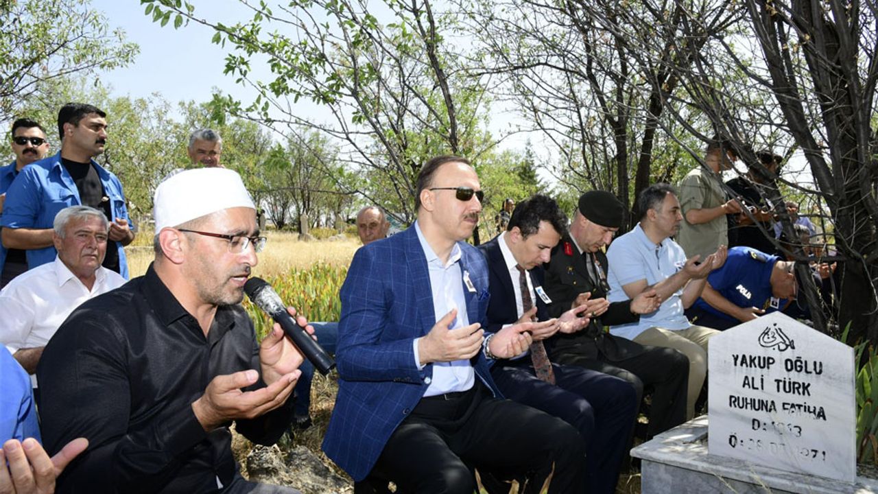 “Uzak diyarlarda milletimizin onurunu koruyan Gazimize son veda” – Birlik Haber Ajansı