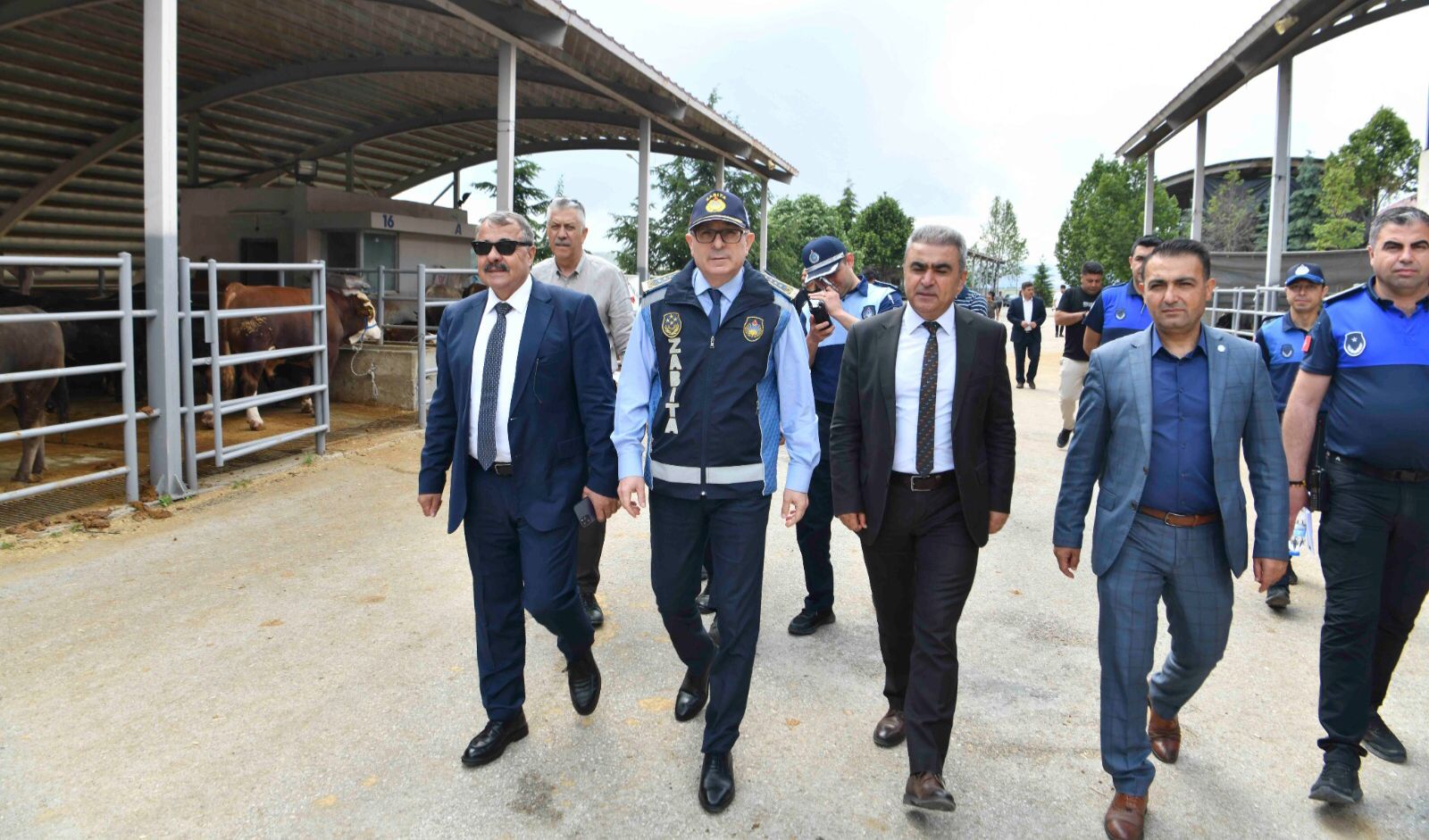 Ankara Büyükşehir Belediyesi’nden kurban satış ve kesim alanlarına denetim – Birlik Haber Ajansı