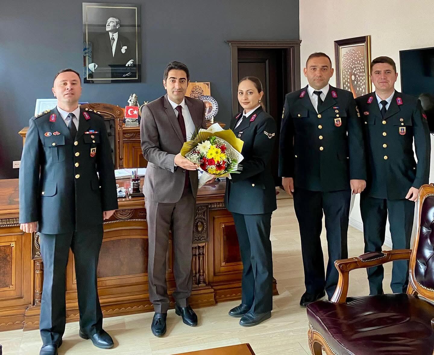 Kaymakam Enis Aslantatar jandarma personellerini makamında ağırladı – Birlik Haber Ajansı