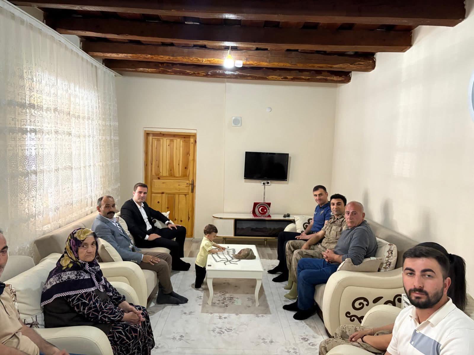 Selim Kaymakamı Mubin Demirkıran’dan Gazi ve Şehit ailelerine bayram ziyareti – Birlik Haber Ajansı