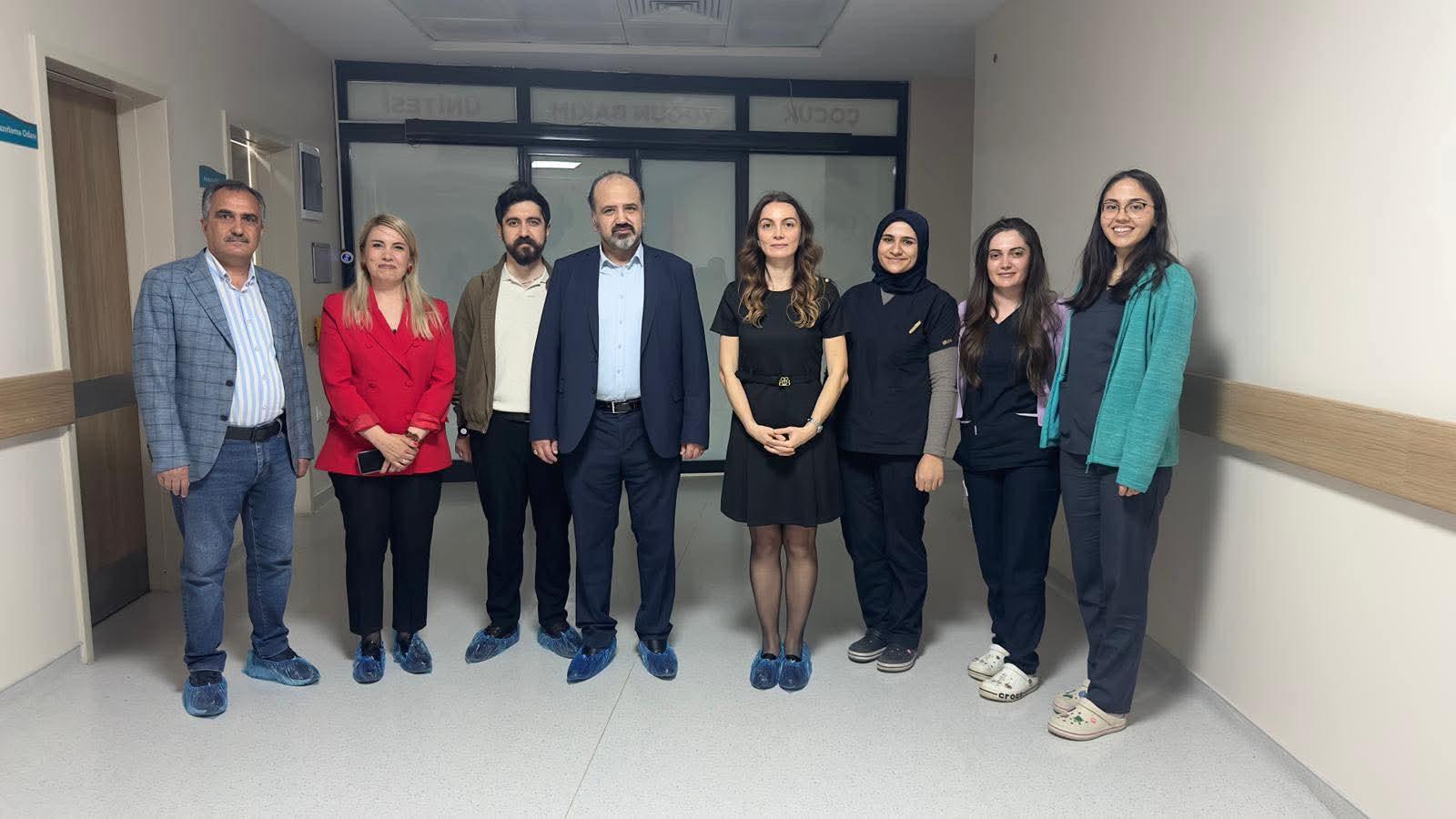 Uzm. Dr. Ece Demirbaş’tan Kars Harakani Devlet Hastanesi’ne bayram ziyareti – Birlik Haber Ajansı