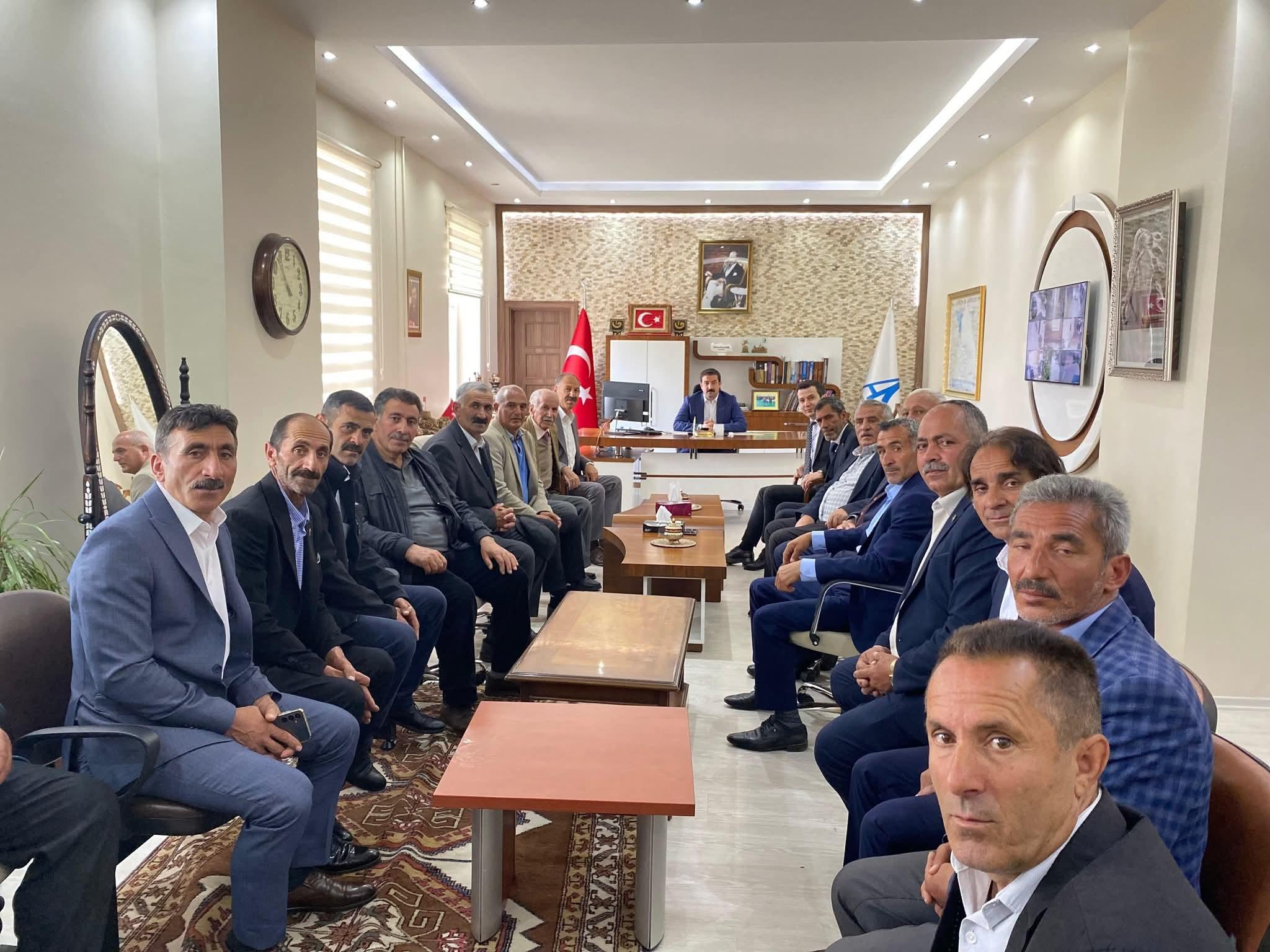 Arpaçay’da muhtarlarla bayramlaşma buluşması gerçekleştirildi – Birlik Haber Ajansı