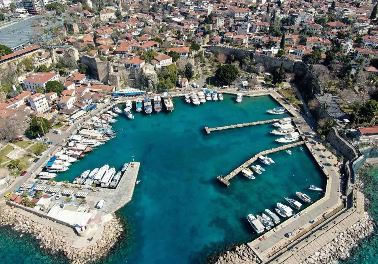 Antalya’da 174 tesisin ruhsatı askıya alındı! – Birlik Haber Ajansı