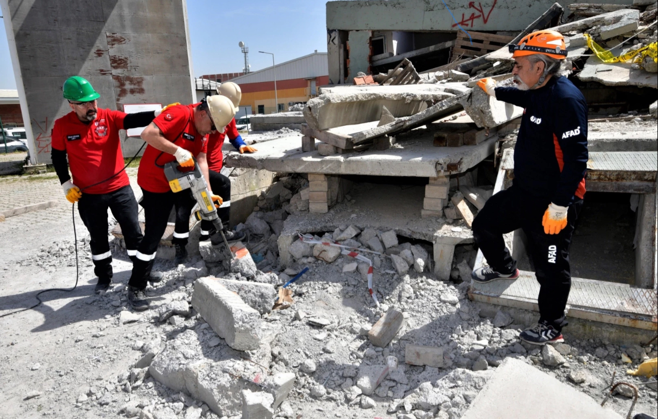 İzmir Bornova’ya ‘BAK’acaklar – Birlik Haber Ajansı