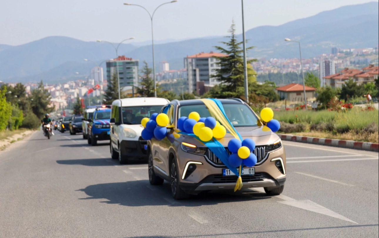 Bilecik’te sünnet töreninde TOGG’lu kortej – Birlik Haber Ajansı
