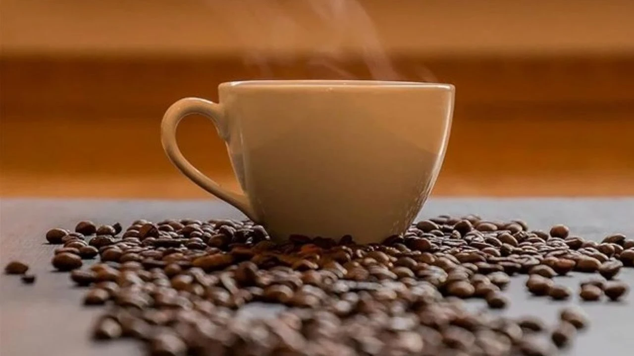 Her gün kahve tüketimi alzheimer riskini azaltıyor: Yaşlanmayı yavaşlatan etki – Birlik Haber Ajansı