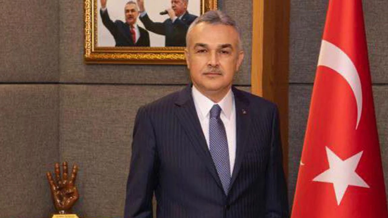 Mustafa Savaş’tan TBMM’de tarihi rekor: KİT Komisyonu Başkanlığına 4. kez seçildi – Birlik Haber Ajansı