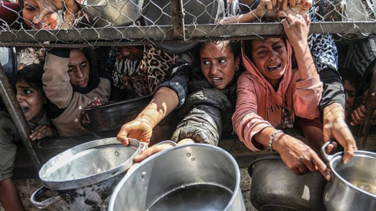 Gazze'de son aylarda açlıktan ölenlerin sayısı bin kişiye ulaştı