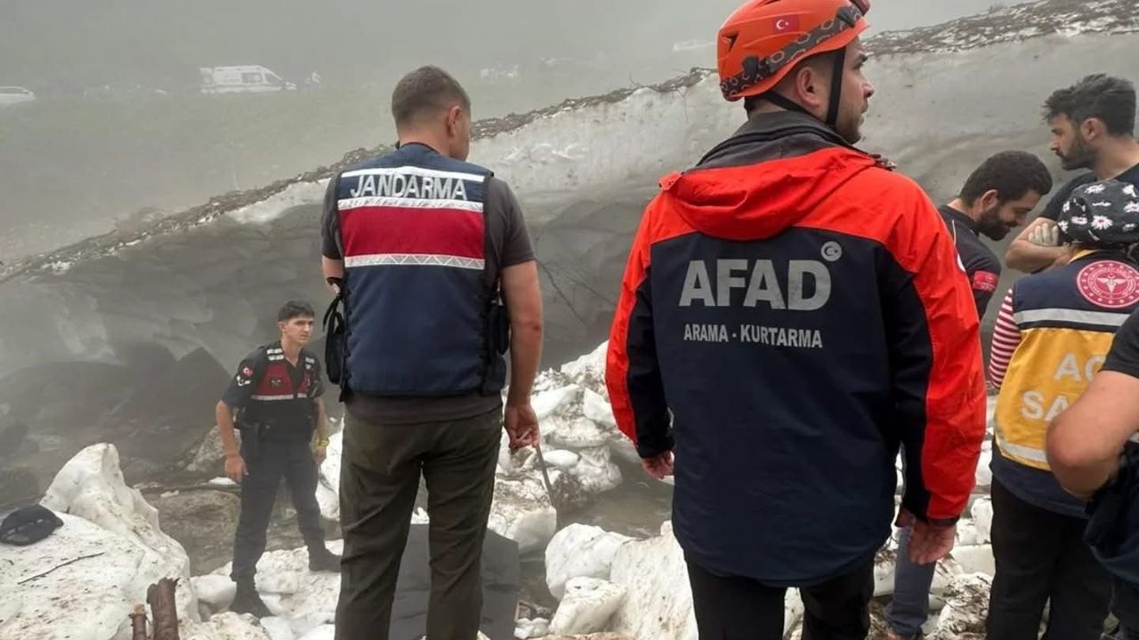 Yaylada fotoğraf çekerken kar altında kaldı, hayatını kaybetti – Birlik Haber Ajansı