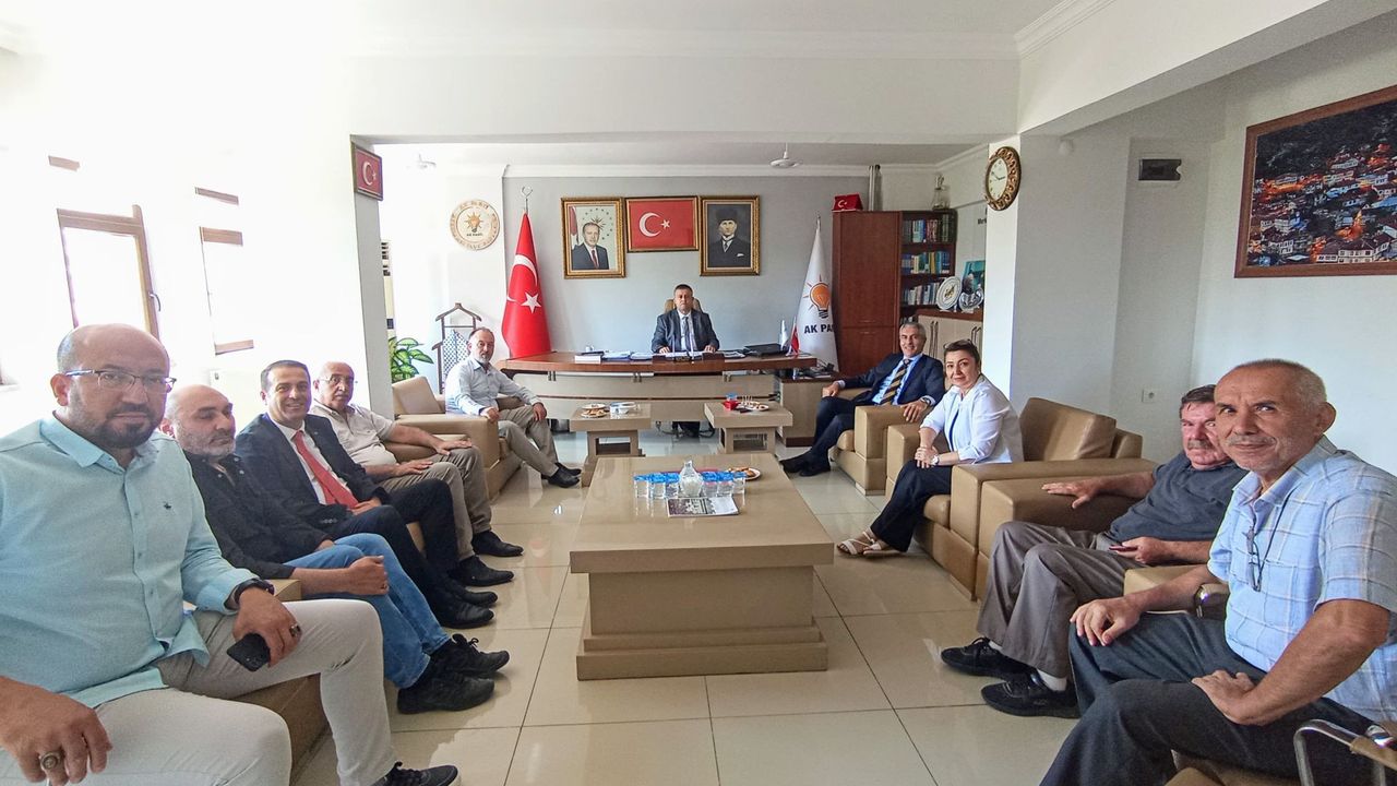 Beypazarı Kaymakamı Ünal Coşkun’dan AK Parti ilçe teşkilatına ziyaret – Birlik Haber Ajansı