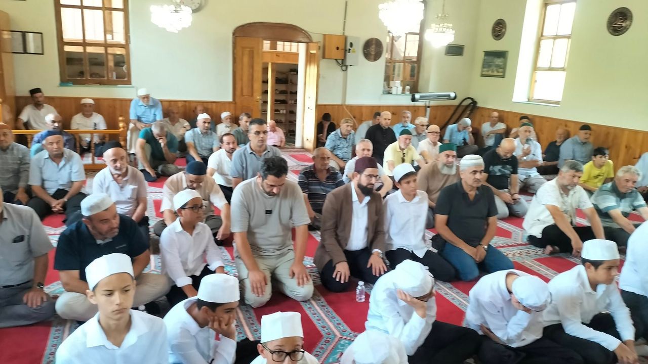 Akçakoca’da “Ahmet Dedeyi Anma” programı yoğun ilgi gördü – Birlik Haber Ajansı