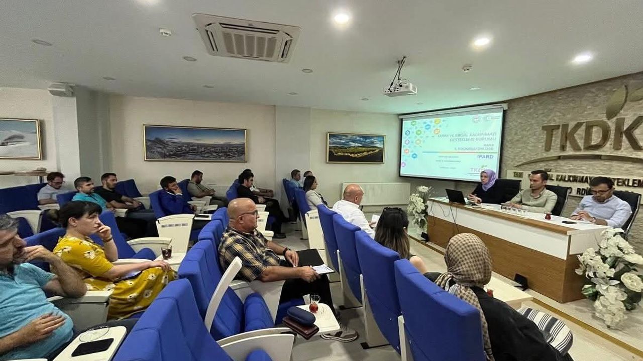 IPARD III 7’nci başvuru çağrısı kapsamında bilgilendirme toplantısı TKDK Kars’ta gerçekleştirildi – Birlik Haber Ajansı
