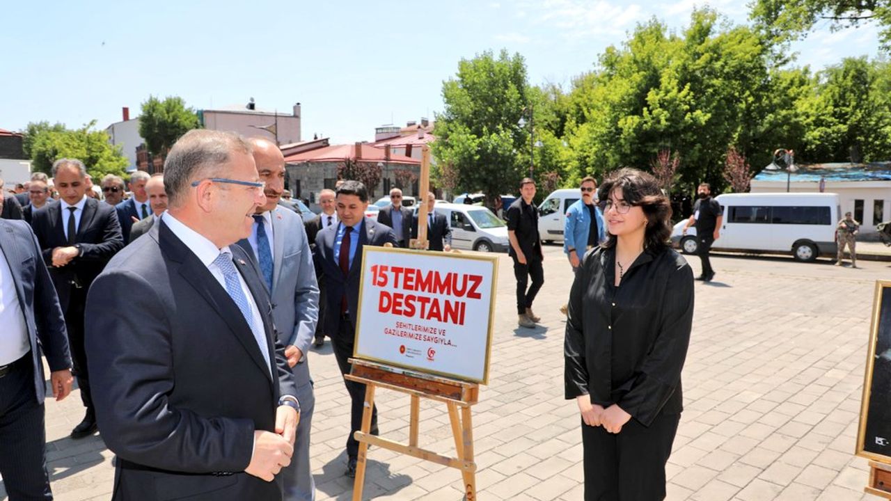 Kars Valisi Ziya Polat, 15 Temmuz anısına resim sergisinin açılışını gerçekleştirdi – Birlik Haber Ajansı