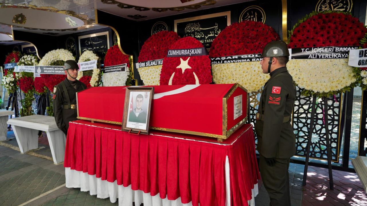 Hatay şehitlerimiz son yolculuklarına uğurlandı – Birlik Haber Ajansı