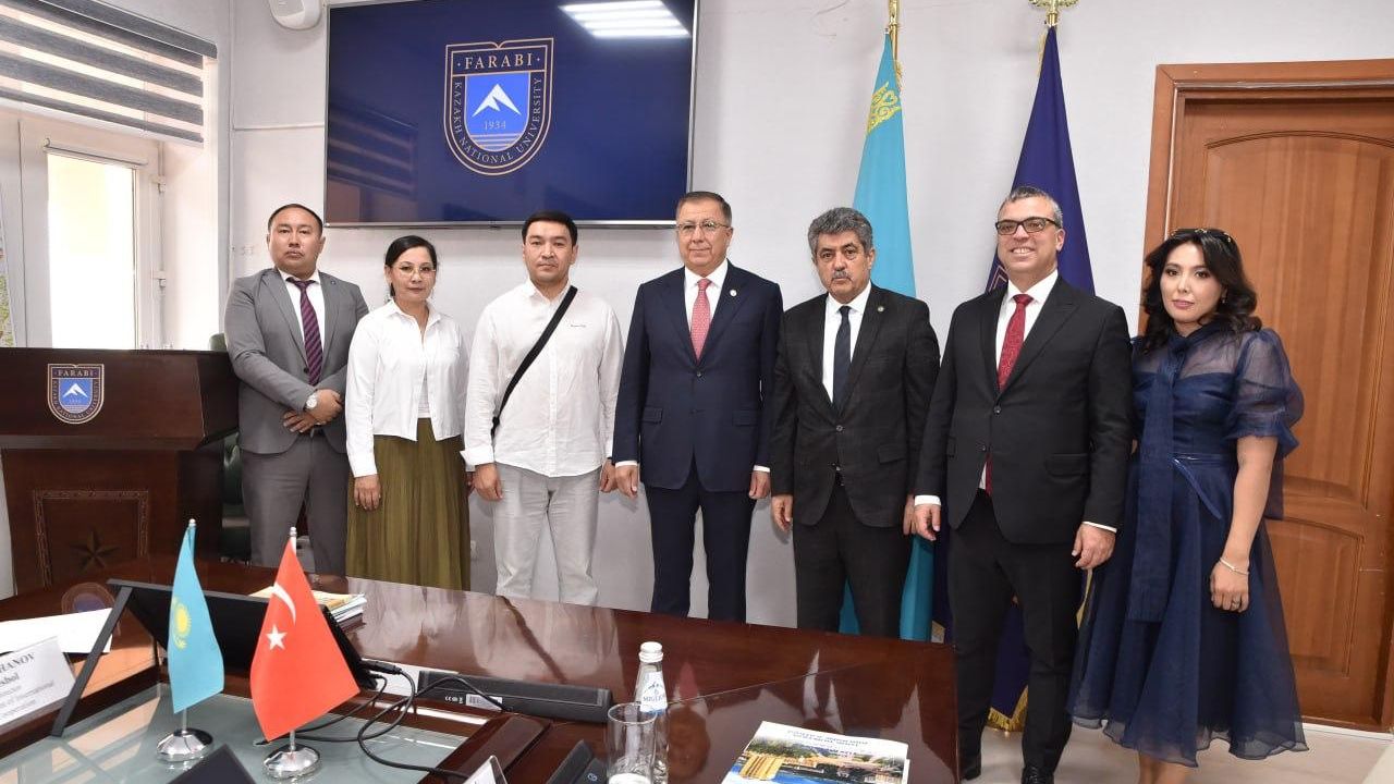 KazNU ve Türk Dünyası Gazeteciler Federasyonu uluslararası medya iş birliğine hazırlanıyor – Birlik Haber Ajansı