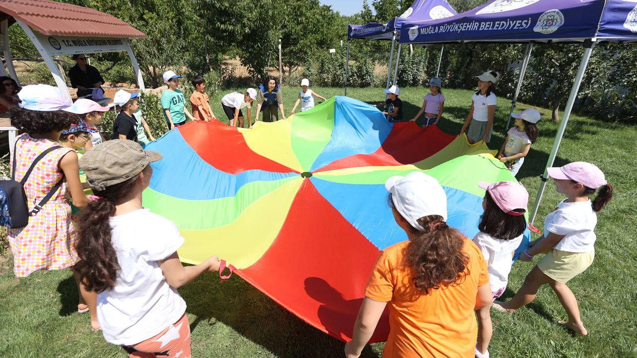 Muğla’da minik eller umut ekiyor – Birlik Haber Ajansı