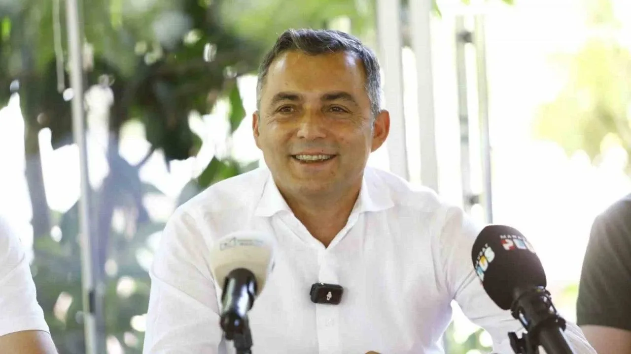 Manavgat Belediyesine operasyon: Belediye Başkanı Niyazi Nefi Kara'ya gözaltı