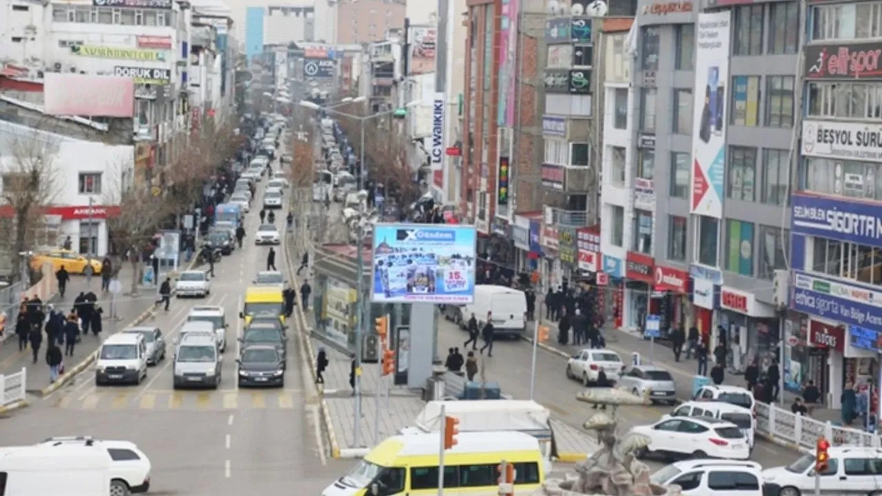 Van’ın trafik çilesi artık çekilmiyor – Birlik Haber Ajansı